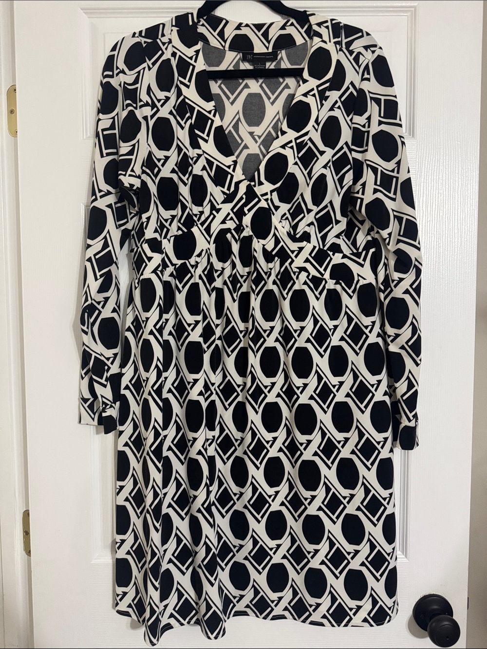 Inc Black & White Geometric Wrap-Style Women's Dress